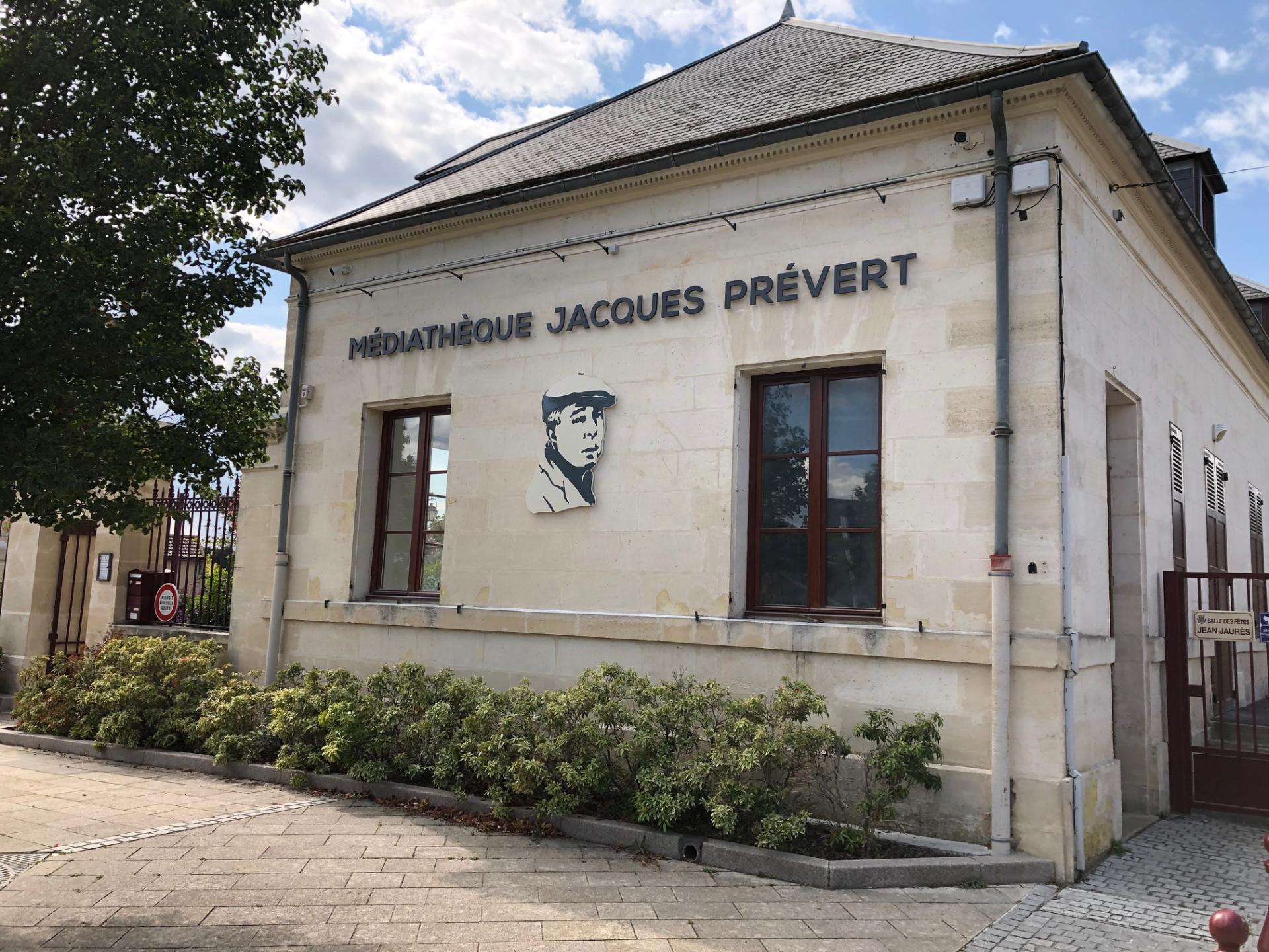 Enseigne lettres reliefs et découpées Breuil le sec 60